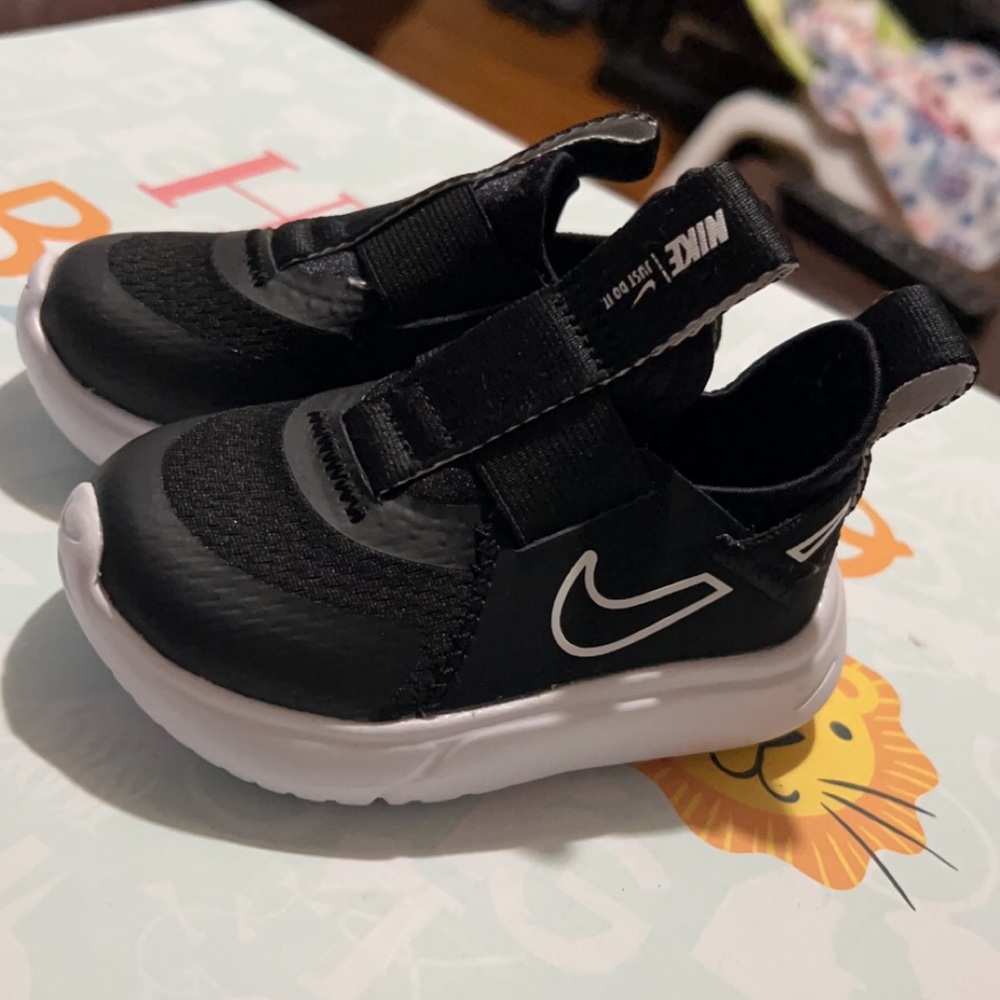 5c Nike sneakers